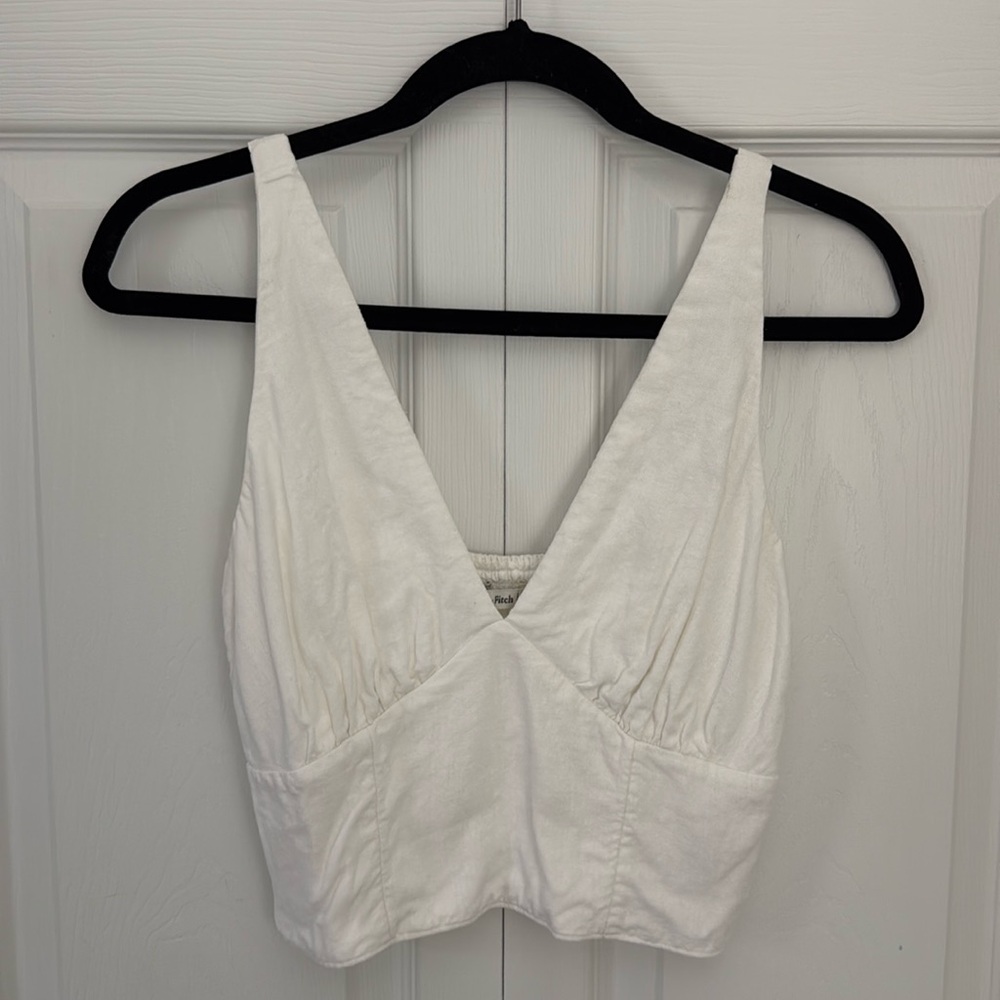 Linen-Blend V-Neck Crop Top